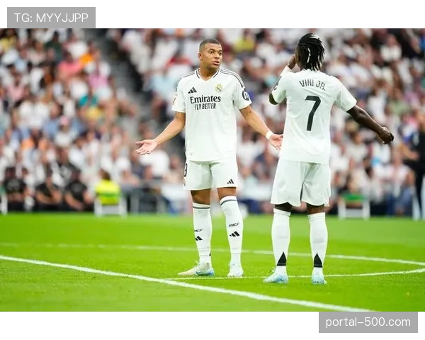 姆巴佩单点爆破能力突出,但需更好融入球队体系 姆巴佩单点爆破能力突出,但需更好融入球队体系