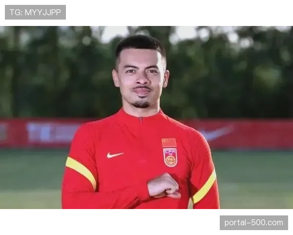 申花归化球员李可伤势反复 防守型后腰位置出现真空 申花归化球员李可伤势反复 防守型后腰位置出现真空